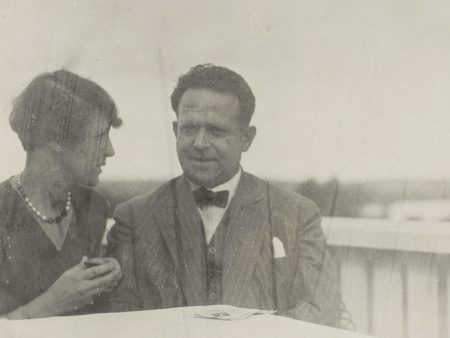 Utsikt över Gripsholms slott. En essä om Kurt Tucholsky on Sale